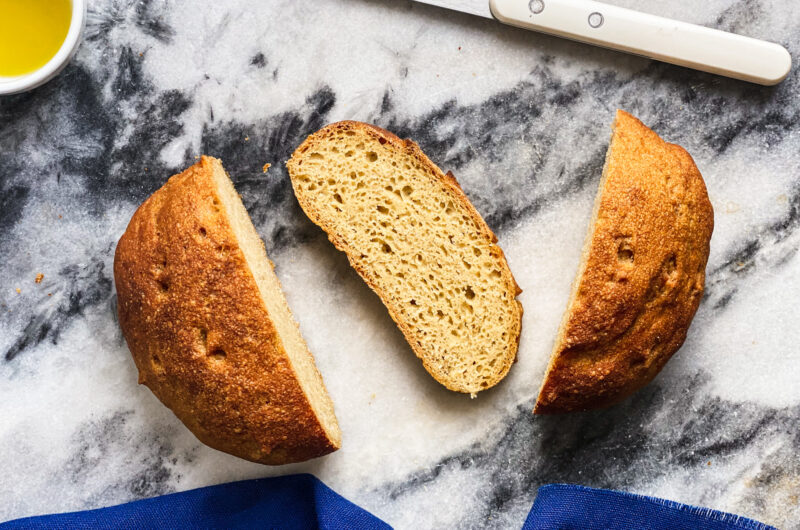 Easy gluten-free sourdough bread 