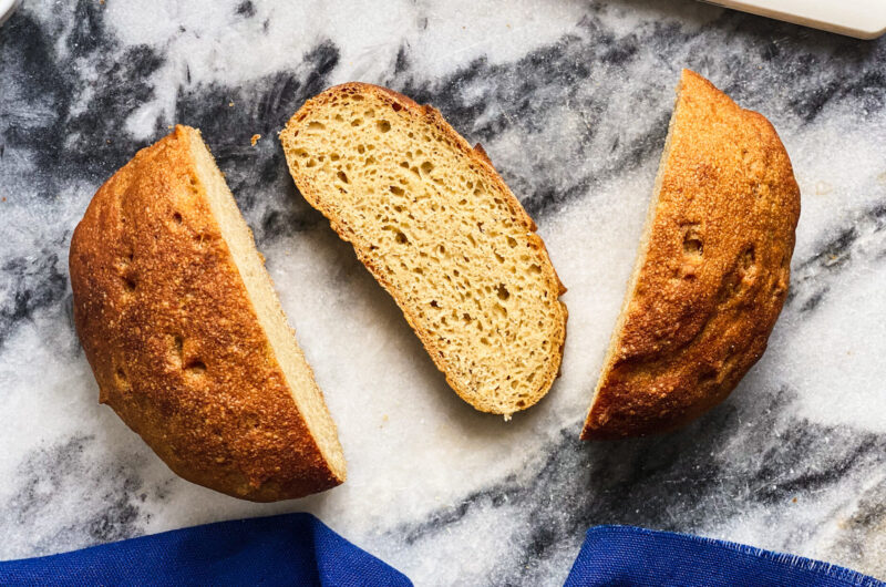 Easy gluten-free sourdough bread 