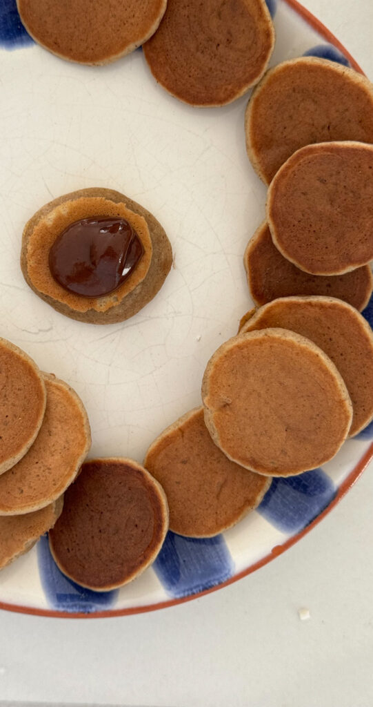 gluten-free, dairy-free banana dorayaki 