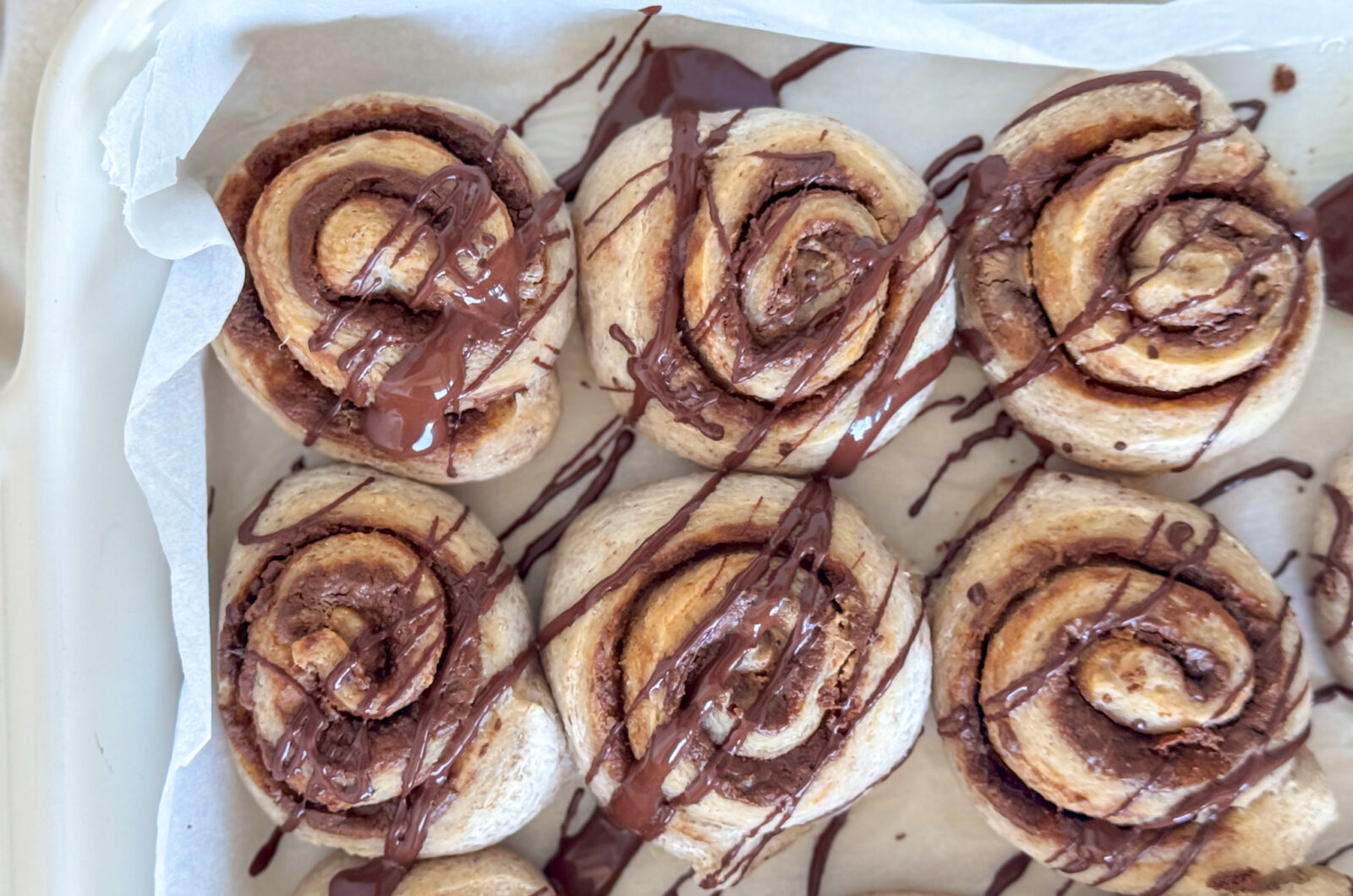 Gluten-free and vegan chocolate rolls